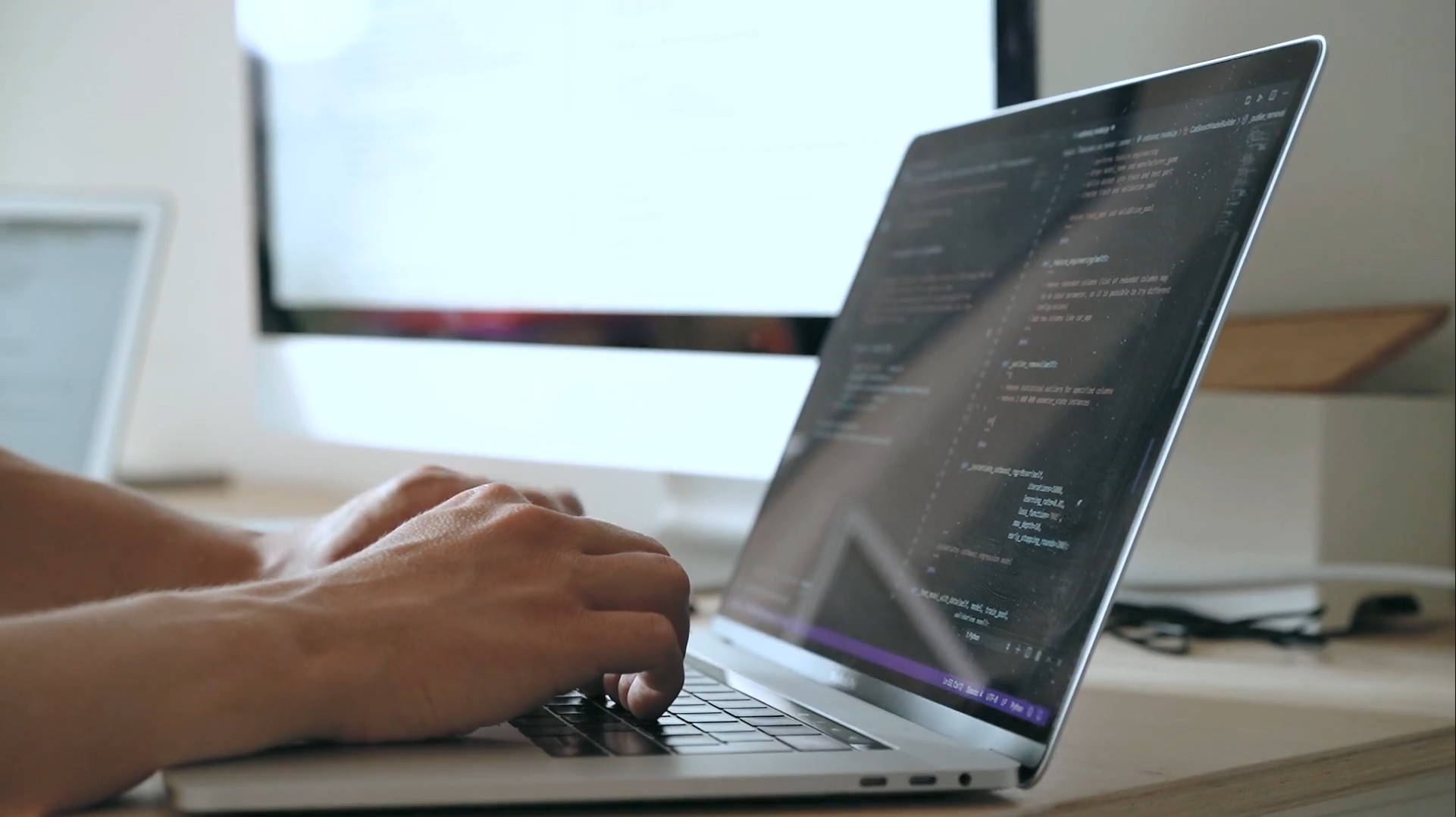 Futuristic background video symbolizing artificial intelligence and business process automation.